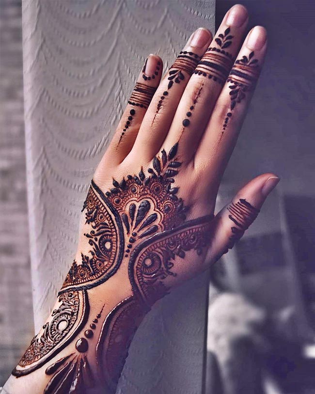 Top stylish Traditional khaleeji mehndi designs 2023 - YouTube