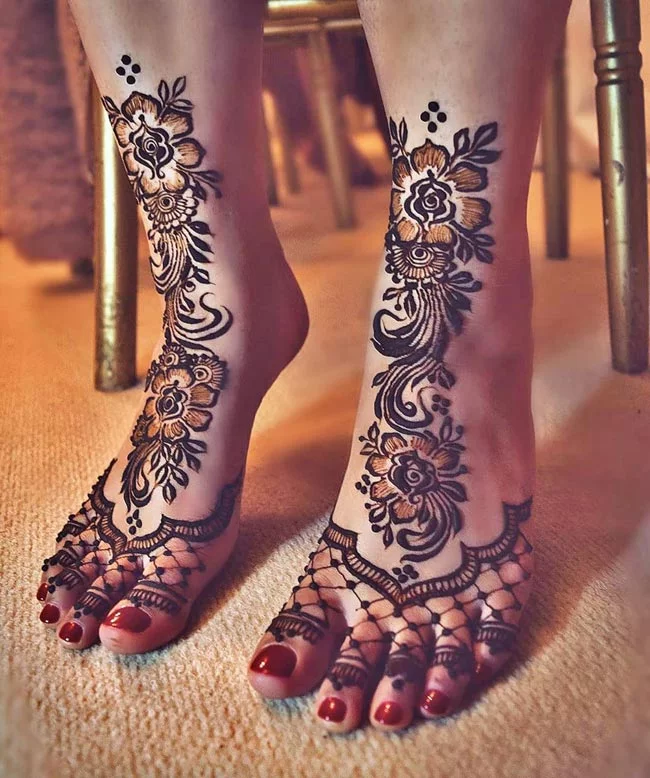 Asha Savla Henna Design on Foot/Leg/Toes | Volcano Henna Des… | Flickr